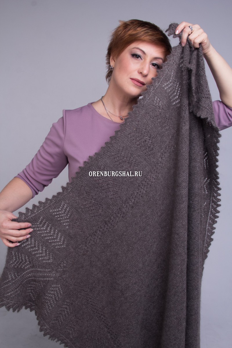 Gray shawl "Beauty forrest"