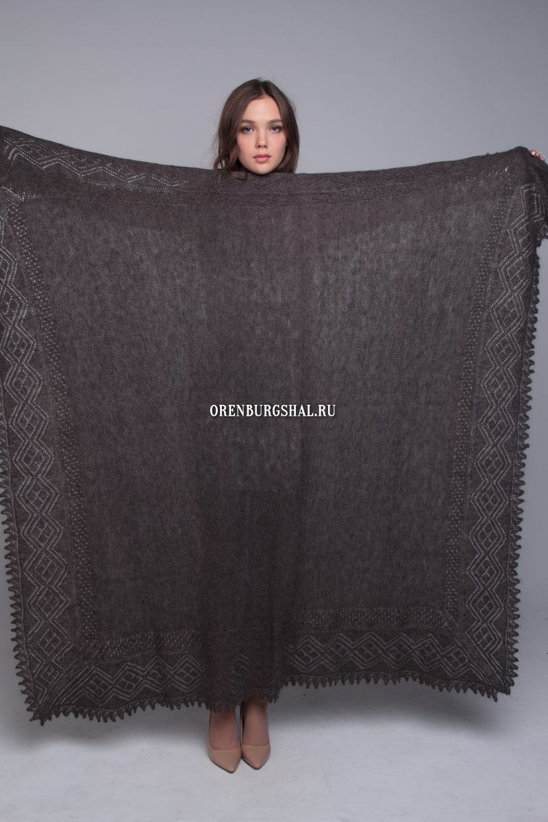 Gray shawl 'Excellence'