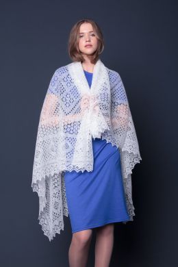 Lacy shawl "Starflight"